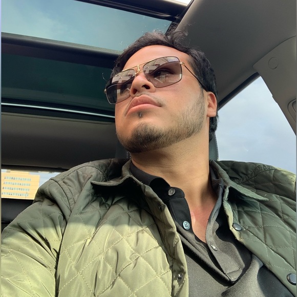 Welcome To My Closet - Picture 1 of 1